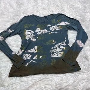 Marika Charles cotton Artistic Floral Long Sleeve Tee - Blue and Green